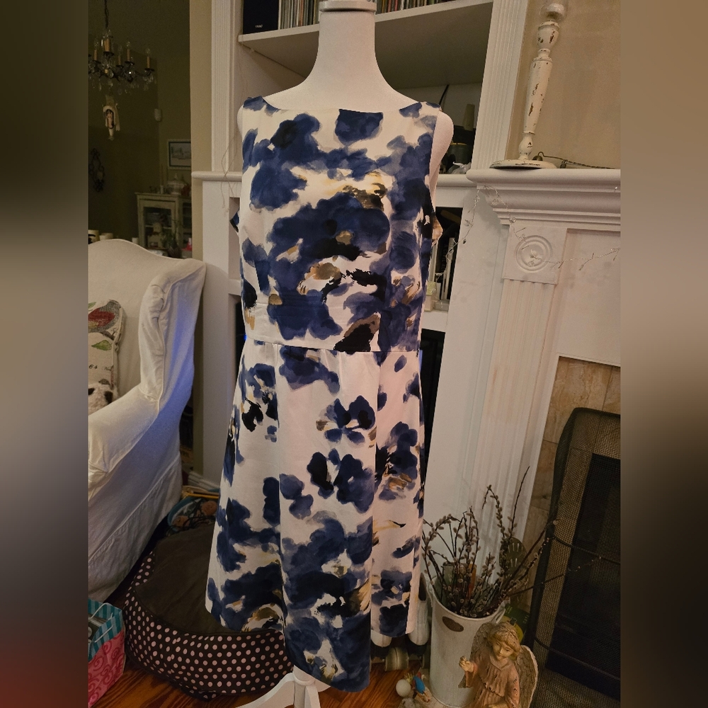 Ann Taylor Petites 14 P Sleeveless Floral Dress
